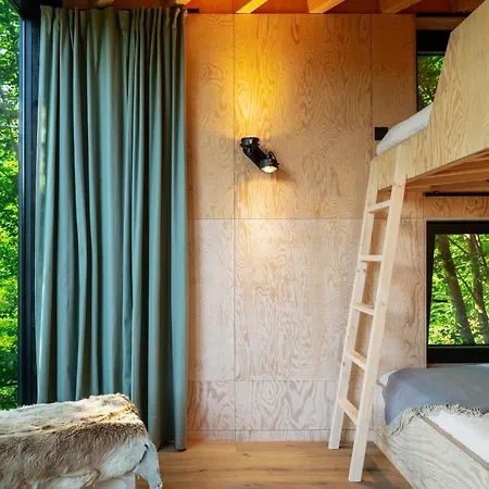 Hutstuf - The Owl & Private Rooftop Tatil Evi