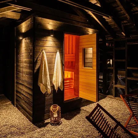 Hutstuf - The Owl & Private Rooftop Tatil Evi *