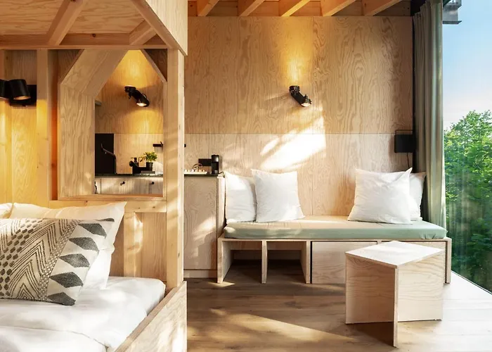 Hutstuf - The Owl & Private Rooftop Feriehus *