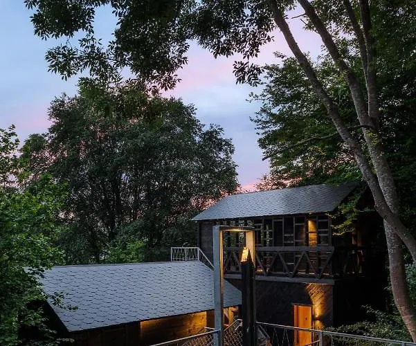 Feriehus Hutstuf - The Owl & Private Rooftop *