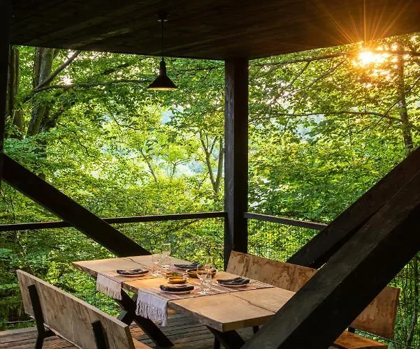 Feriehus Hutstuf - The Owl & Private Rooftop La-Roche-en-Ardenne